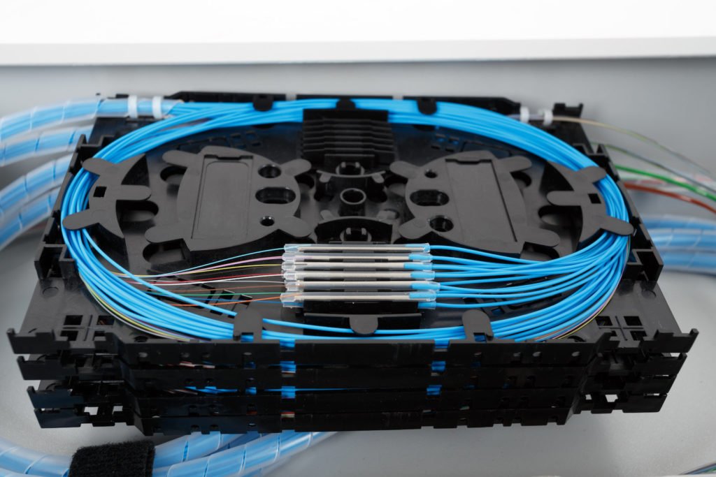 professional fiber optics cabling installation